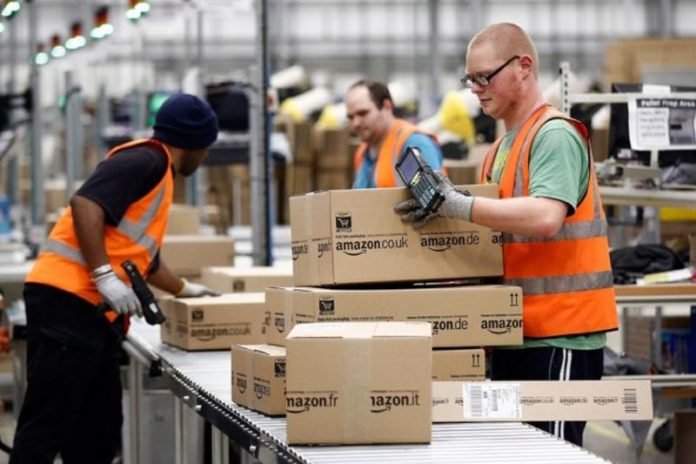 Amazon Yöneticileri, İş Başındaki Yaralanmaları Bildirmeyen Çalışanları Pizza ile Ödüllendiriyor