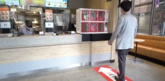 KFC, Japonya’da Temassız Teslimat Dolapları Oluşturdu